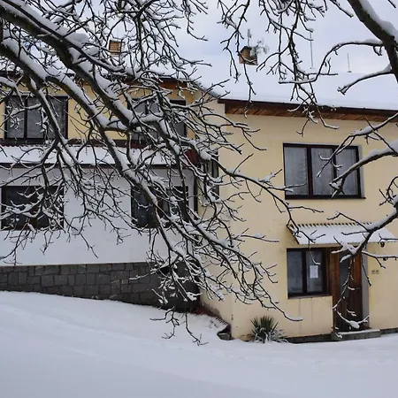 Kvasejovice 아파트